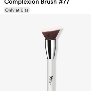 IT Cosmetics Airbrush Complexion Brush with Silver Handle